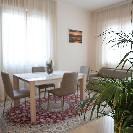 Blancohouse - Berto Luxury Rimini Centro Storico Daire Dış mekan fotoğraf